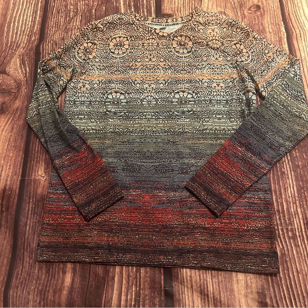 Women’s Exclusive Imports Tribal European Pattern Top Size S